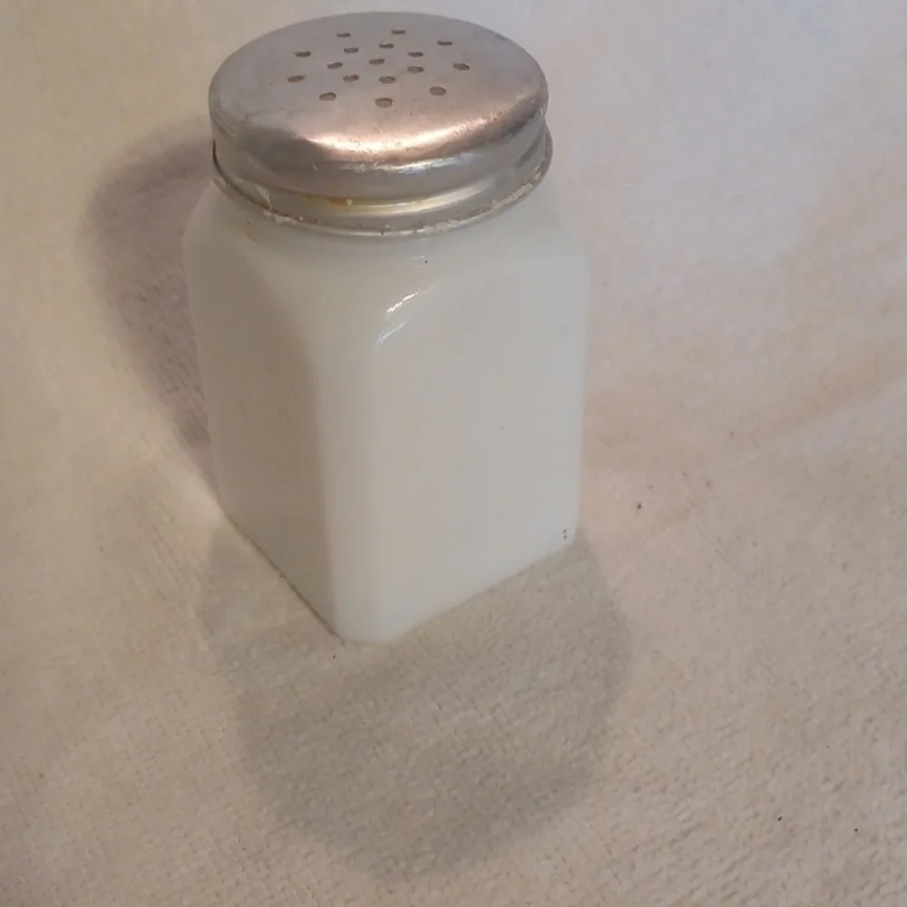 Vintage Pepper Shaker  Blue Windmill Design Hazel Atlas Milkglass 1940's-1950's